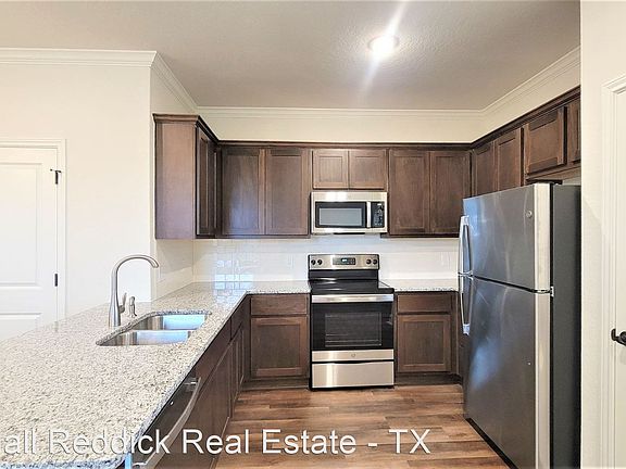 4th image of 10323 Candlewood Way #101