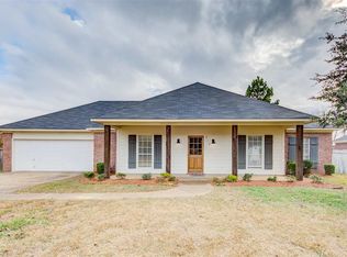 314 Hunters Ridge Dr, Clinton, MS 39056