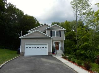 44 Hillandale Rd, Danbury, CT 06811