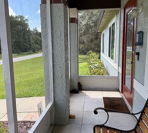 FRONT SCREEN PATIO