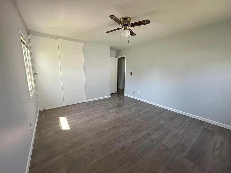 7385 Lebanon Ave — Photo 12