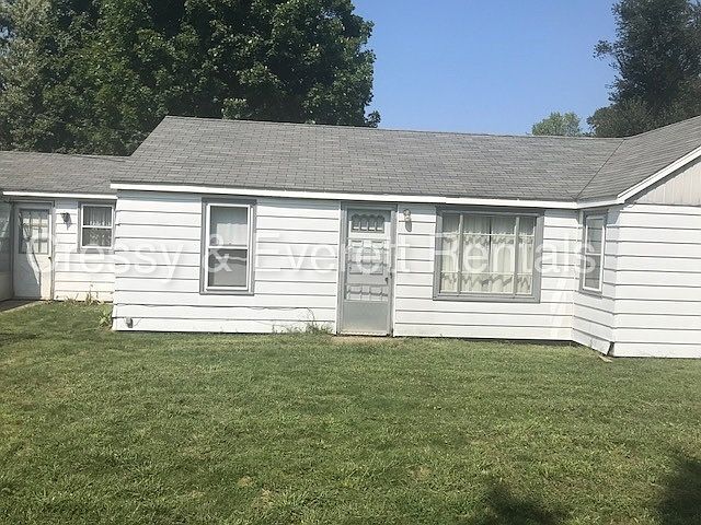 1st image of 10933 Fairview Ave