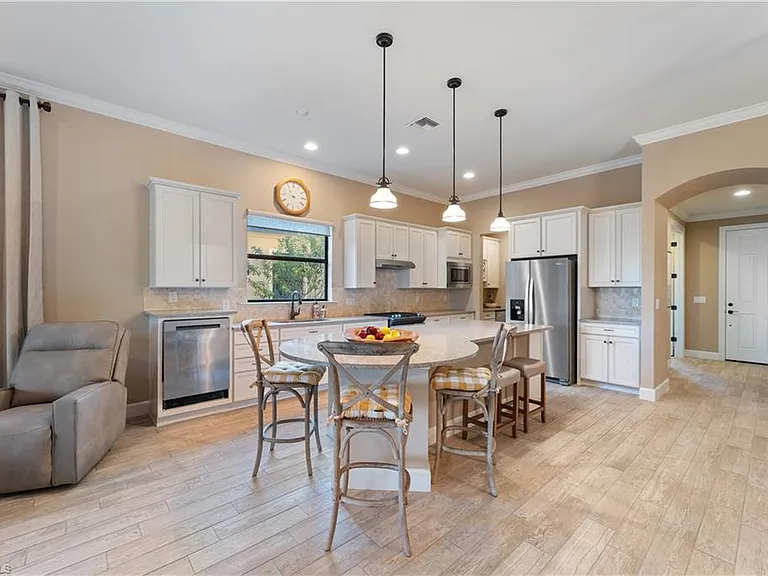 9418 Greyhawk Trl — Photo 6