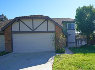 16916 Shinedale Dr, Santa Clarita, CA 91387