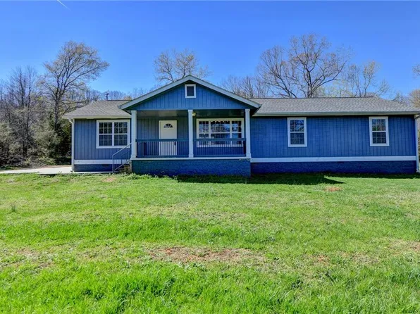 125 Golden Nuggett Way, Maysville, GA 30558