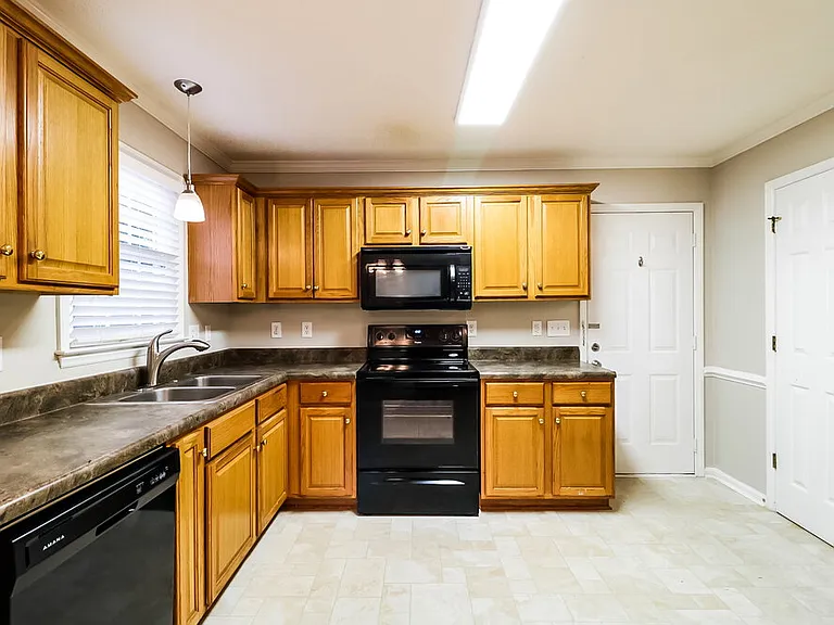 1405 E Stonemason Dr — Photo 10