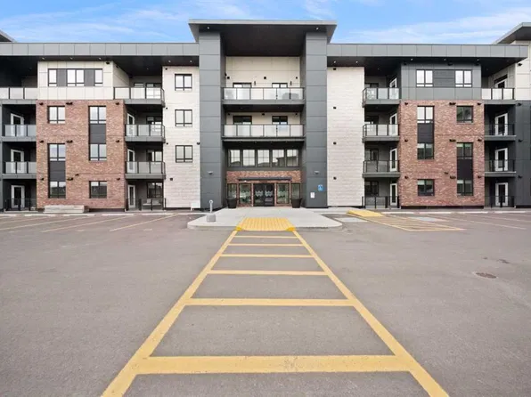 520 SW Reynolds Ave SW #2215, Airdrie, AB T4B 5X9