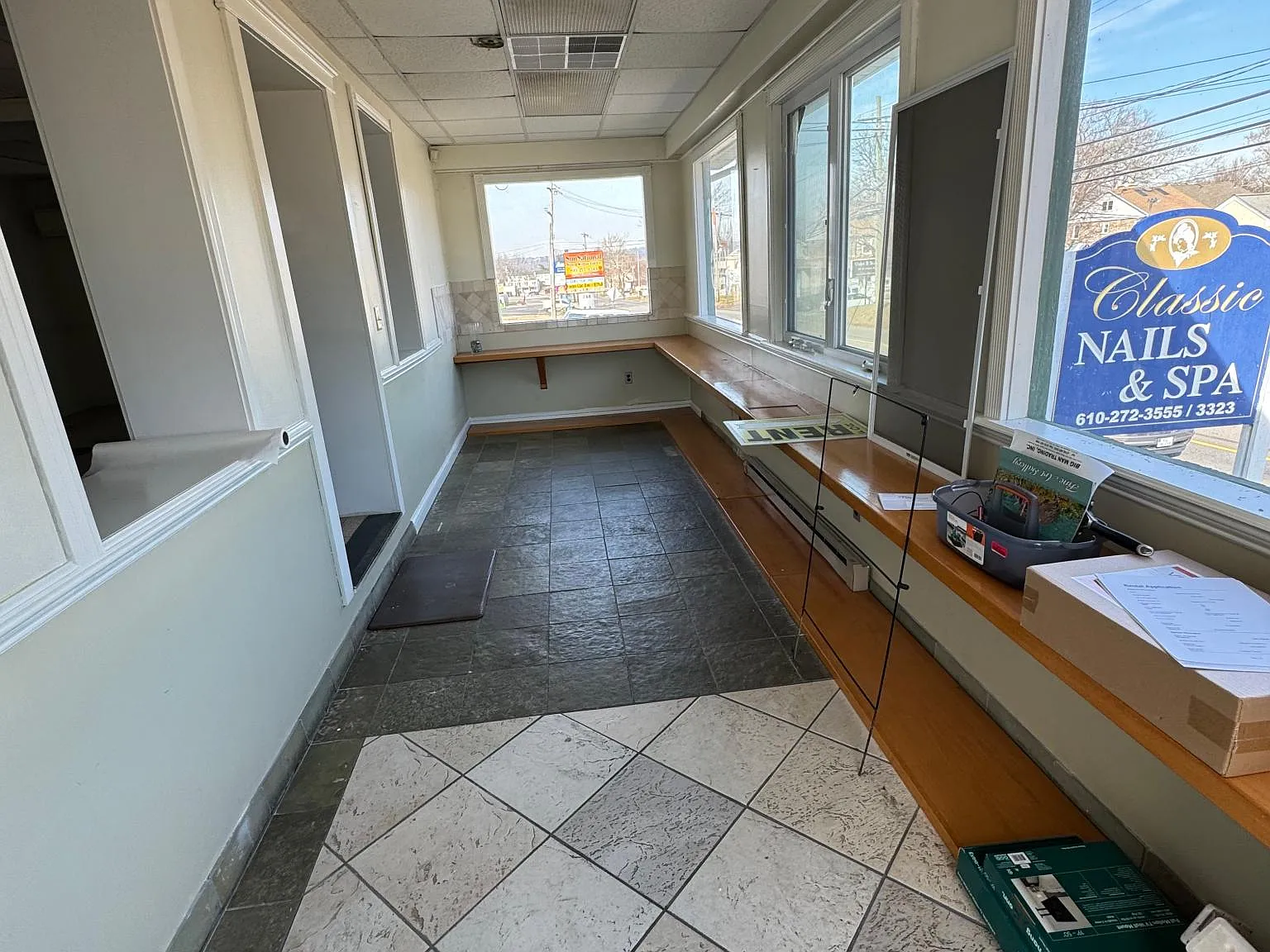3 bed, 2300 sqft, $4,000 — Photo 4