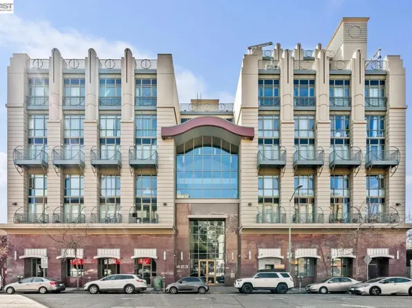 423 7th St Unit 208, Oakland, CA 94607