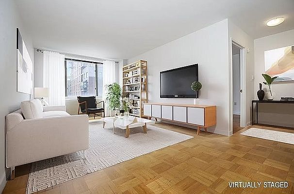 1st image of 460 W 20th St APT 5E