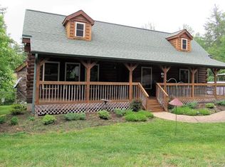 92 Bonclarken Ln, Hendersonville, NC 28739