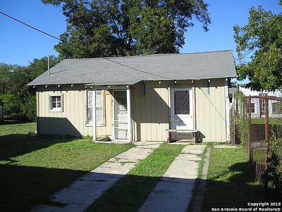 3rd image of 135 E Mayfield Blvd