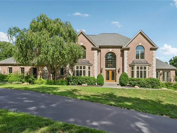 401 Blackstone Ln, Mars, PA 16046