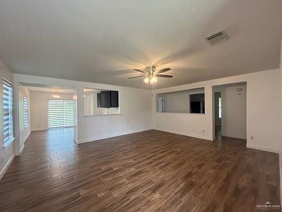 4th image of 811 Briarwood Dr