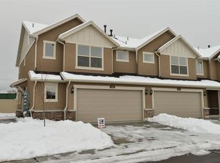 2418 S Andover St #322, West Haven, UT 84401