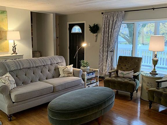 2nd image of 535 Forest Park Dr