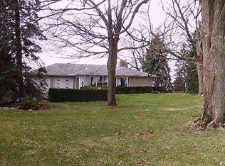 10034 Baseling Rd, Sugar Grove, IL 60554