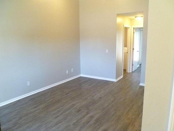 2nd image of 4178 Eastcastle Ct SE #3