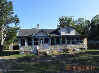 398 Beckerville Rd, Manchester, NJ 08759