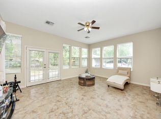 24267 W Oak Dr, Porter, TX 77365