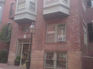 9 Willow St APT 12, Boston, MA 02108