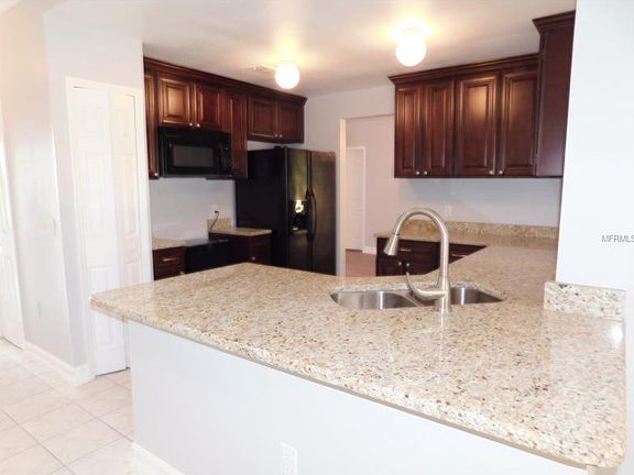 5th image of 1829 Wood Violet Dr