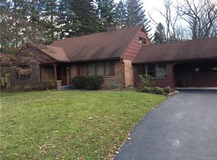 117 Maple Dr, Bowmansville, NY 14026