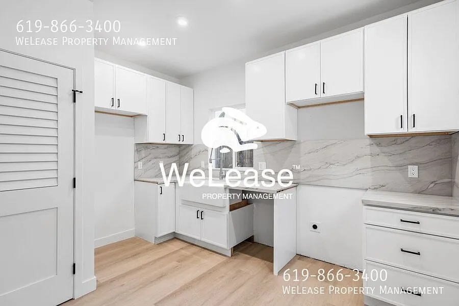 One month of free rent for leases signed with a move-in by August 15. — Photo 1