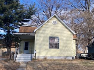 2621 E 24th St, Granite City, IL 62040