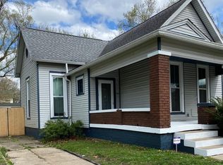 1202 S 4th St, Terre Haute, IN 47802