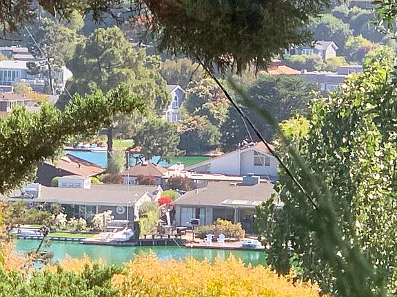 3rd image of 10 Egret Ct