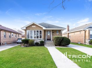 3137 W 101st St, Evergreen Park, IL 60805
