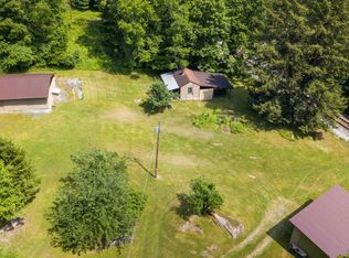385 Private Dr, Grafton, WV 26354