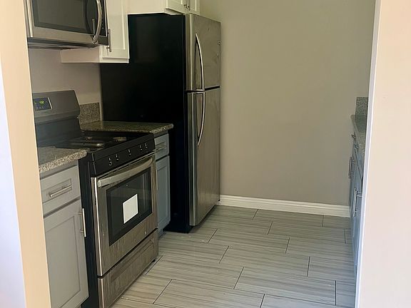 2nd image of 825 S Taylor Ave #14
