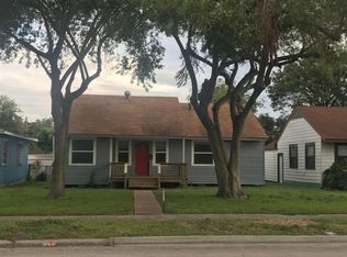 710 13th Ave N, Texas City, TX 77590