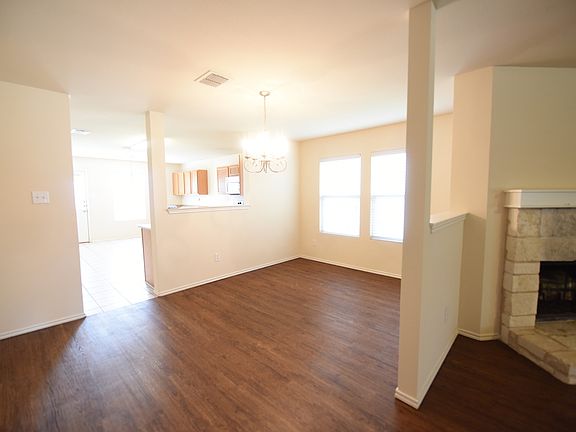 5th image of 1707 White Rock Ct