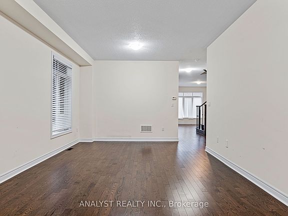 2nd image of 1461 Tomkins Rd