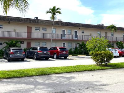 100 Bonnie Boulevard #108, Palm Springs, FL, 33461