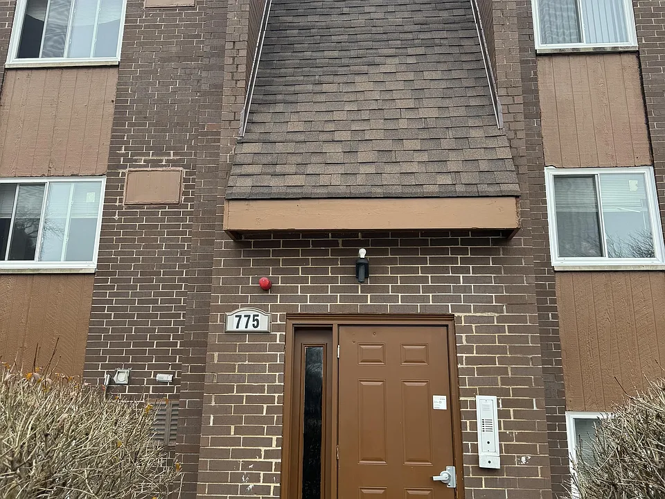 775 Court Of Spruce