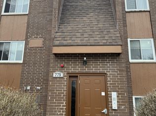 775 Court of Spruce, Vernon Hills, IL 60061