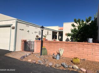 925 W Rio Altar, Green Valley, AZ 85614
