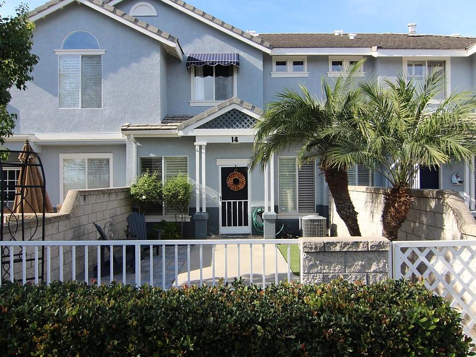 1st image of 14 Carlsbad Ln