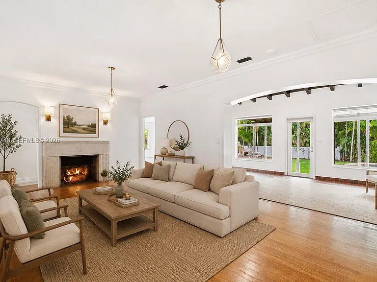 1808 Granada Blvd — Photo 4