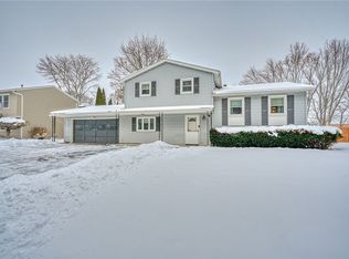 40 Willhurst Dr, Rochester, NY 14606