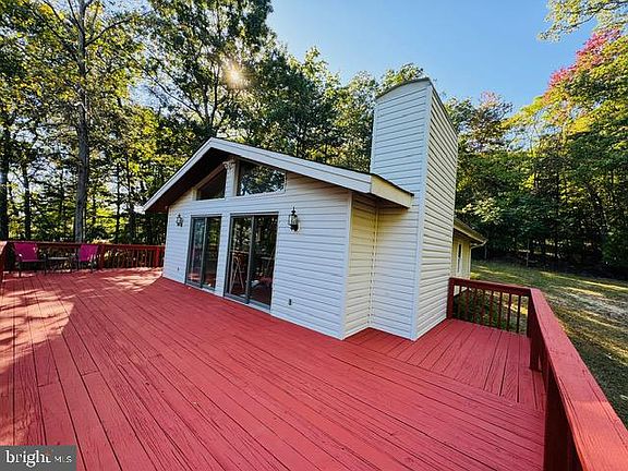 2nd image of 2712 Jackson Dr