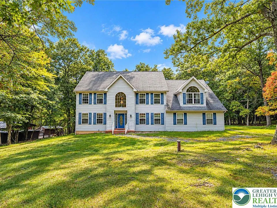 159 Winding Way