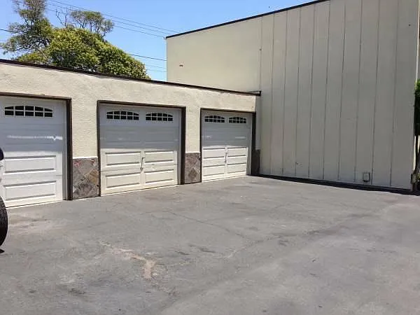 2346 Santa Ana Ave — Photo 6
