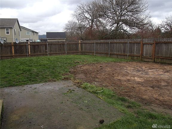 5th image of 1824 Schneiter Dr