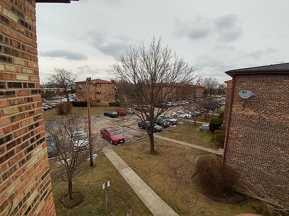 5th image of 1519 N Silver Ln