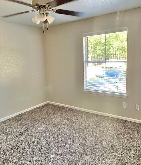 Villa Nueva Apartments — Photo 36